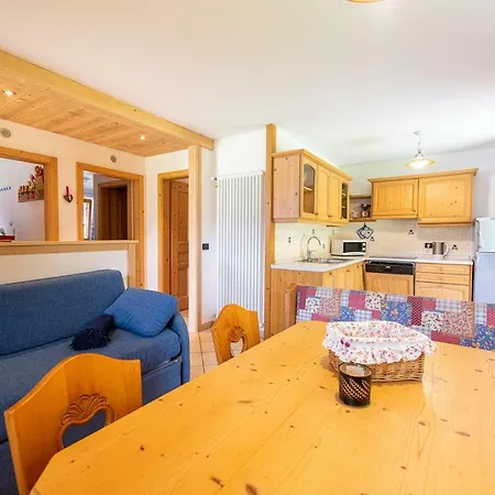 Cleva Dolomiti Apartment *